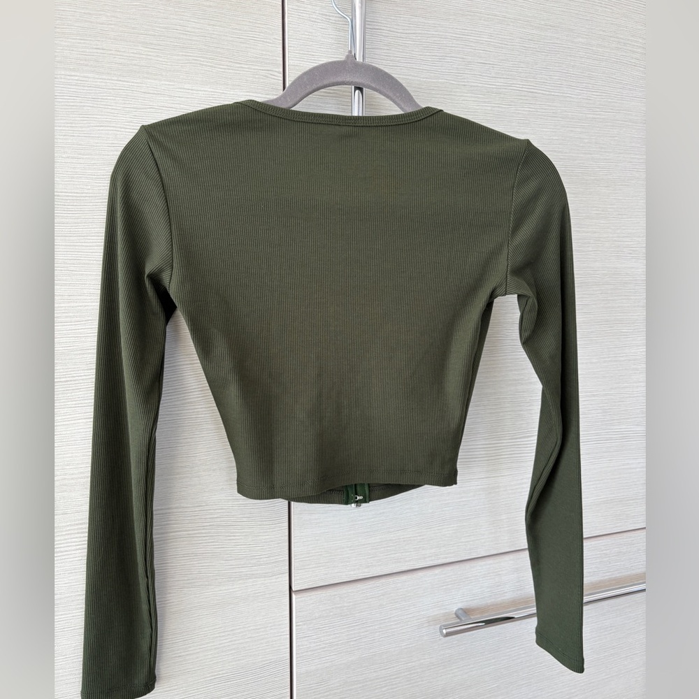Adam Selman Square Neck Cardigan in “Army” green - Picture 10 of 14